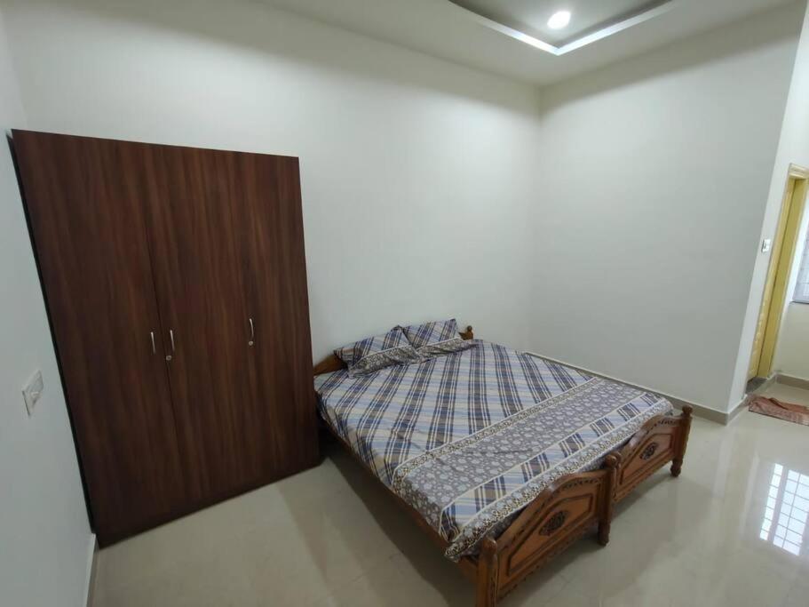 Leo'S Den 9 Guests Ac 3Bhk 9 Mins To Rgia Villa Shamshabad Bagian luar foto