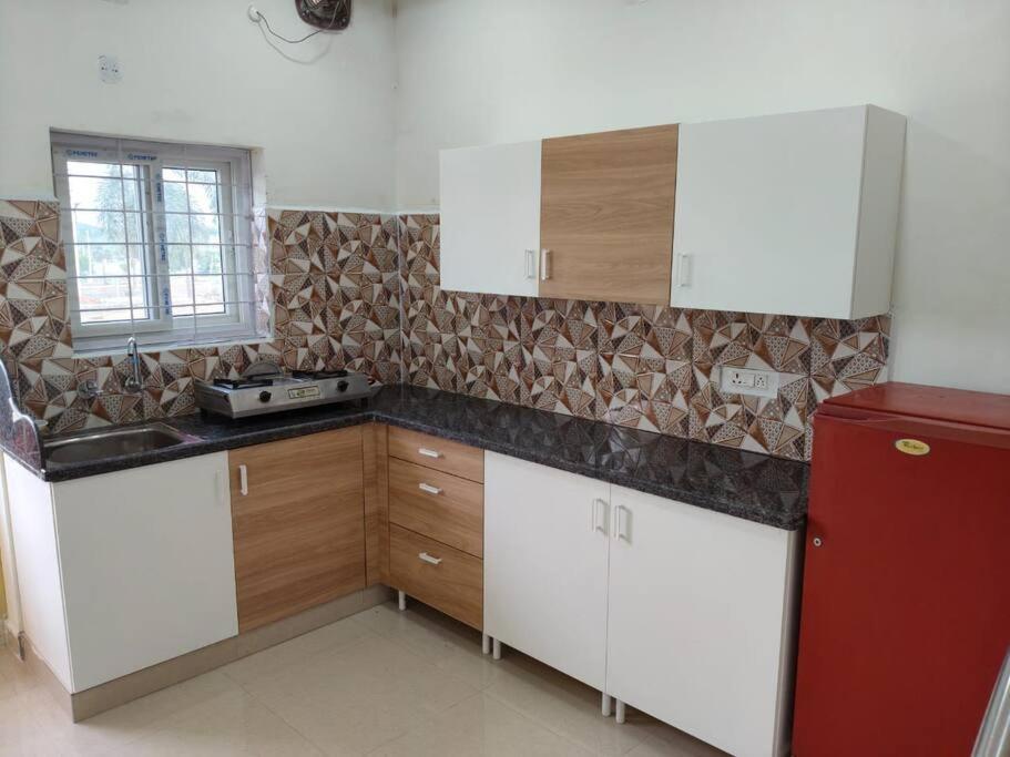 Leo'S Den 9 Guests Ac 3Bhk 9 Mins To Rgia Villa Shamshabad Bagian luar foto