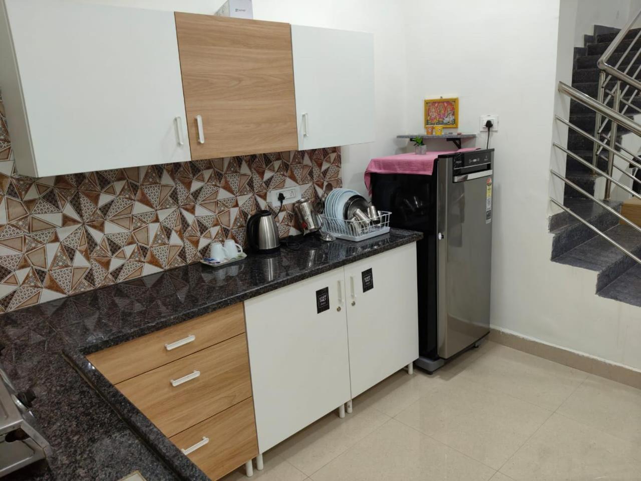 Leo'S Den 9 Guests Ac 3Bhk 9 Mins To Rgia Villa Shamshabad Bagian luar foto